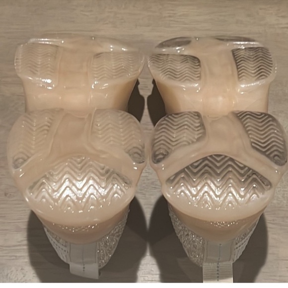 New authentic Steve Madden girls signature sneakers sz 2 display - Picture 10 of 13